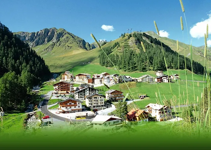 Hotel Garni Aurora 3*